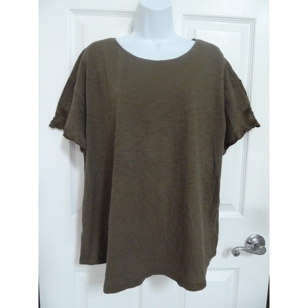 NWT OLD NAVY Sz XL 16/18 Embroidered Sleeve T-Shirt Avocado Cotton